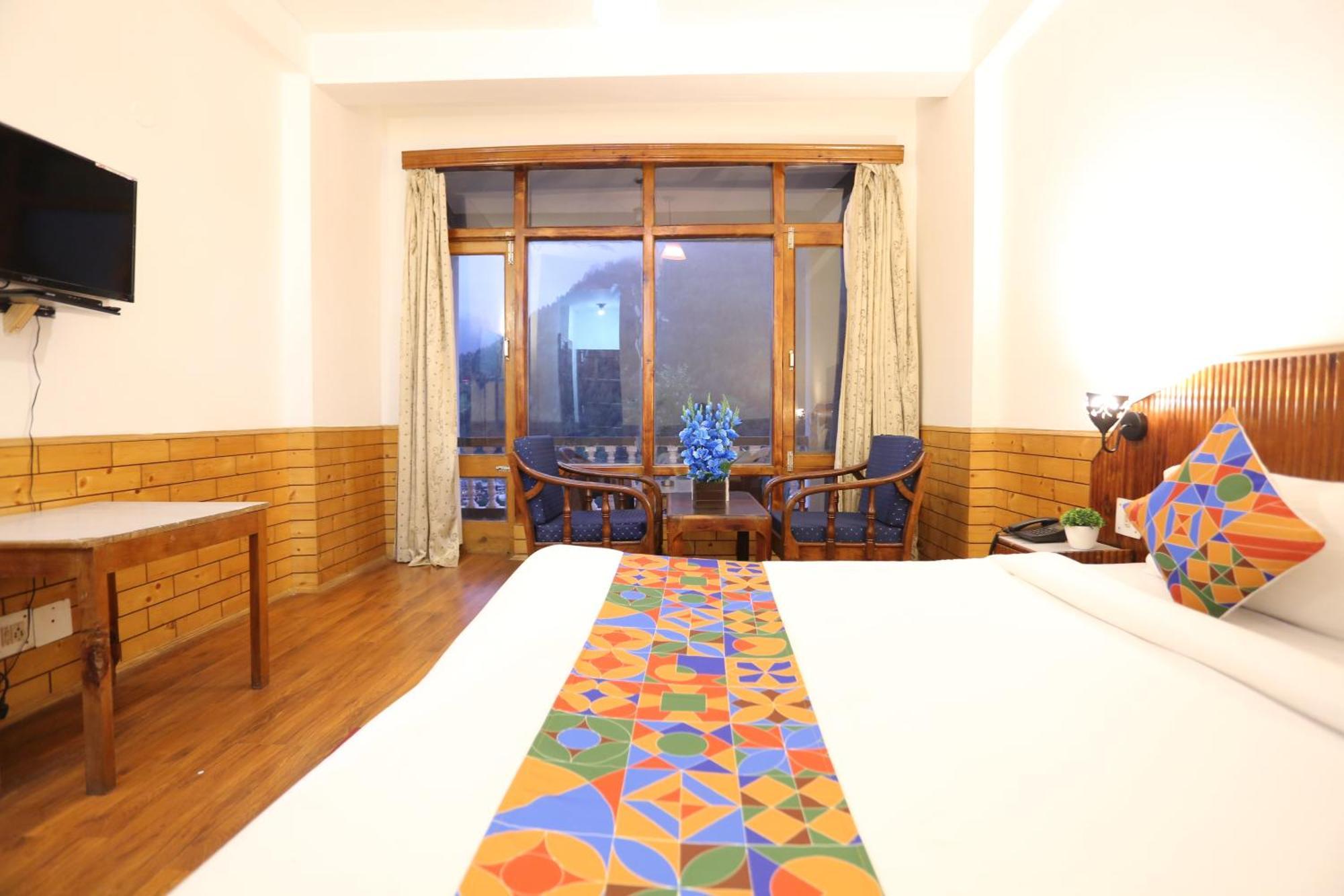 Hotel Surbhi Vashist Екстериор снимка