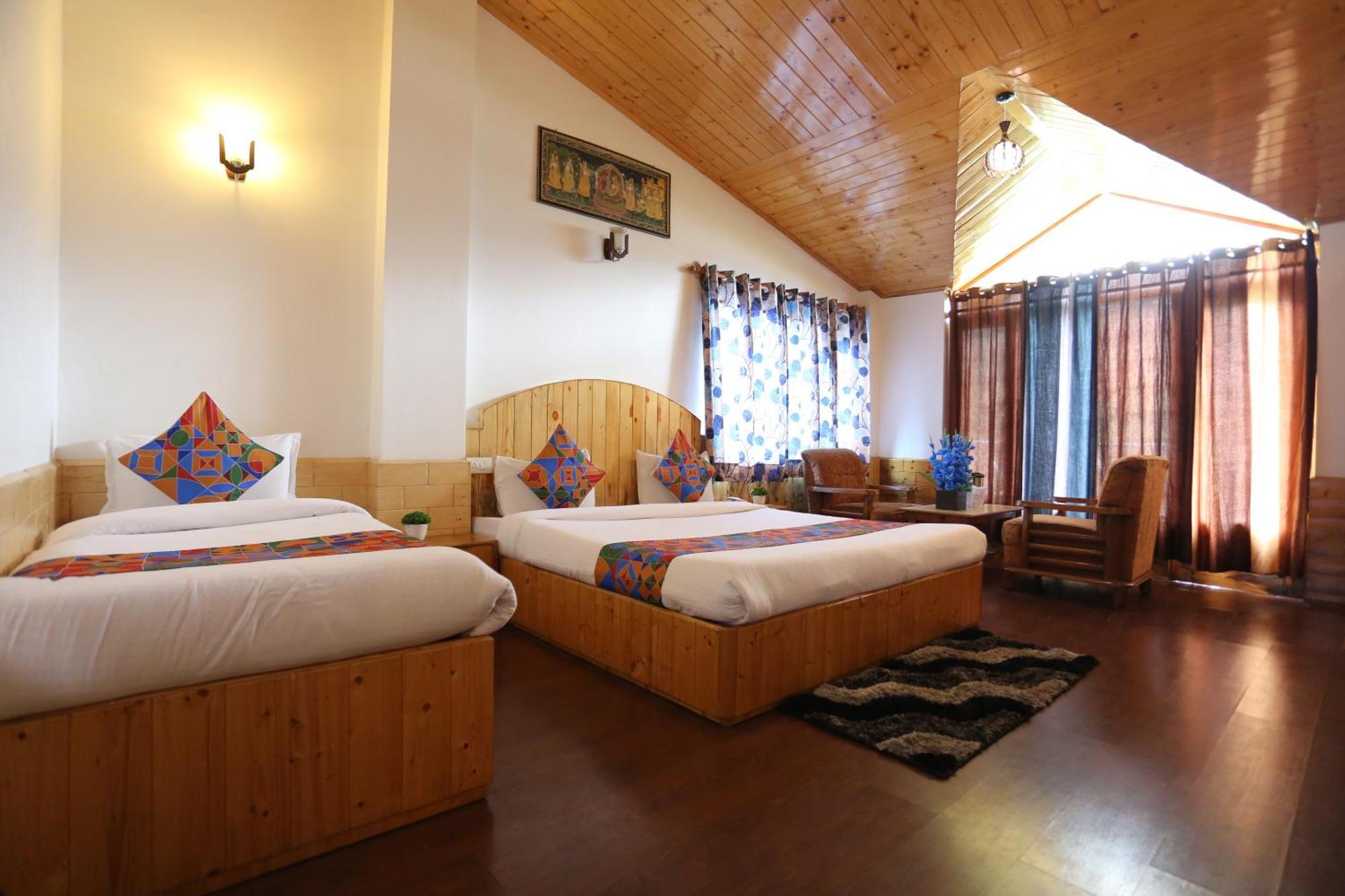 Hotel Surbhi Vashist Екстериор снимка