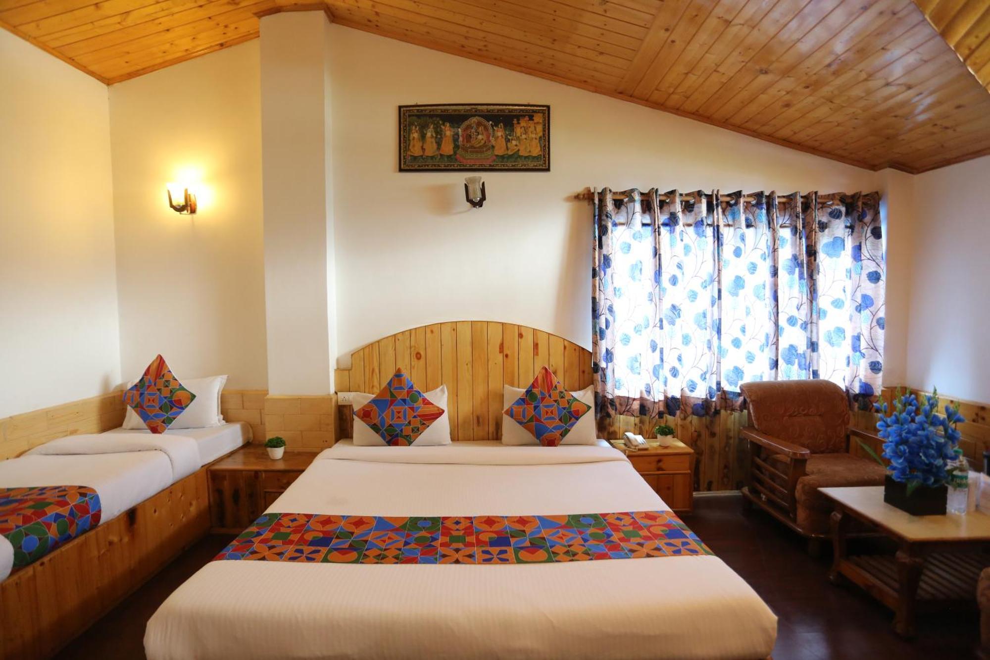 Hotel Surbhi Vashist Екстериор снимка