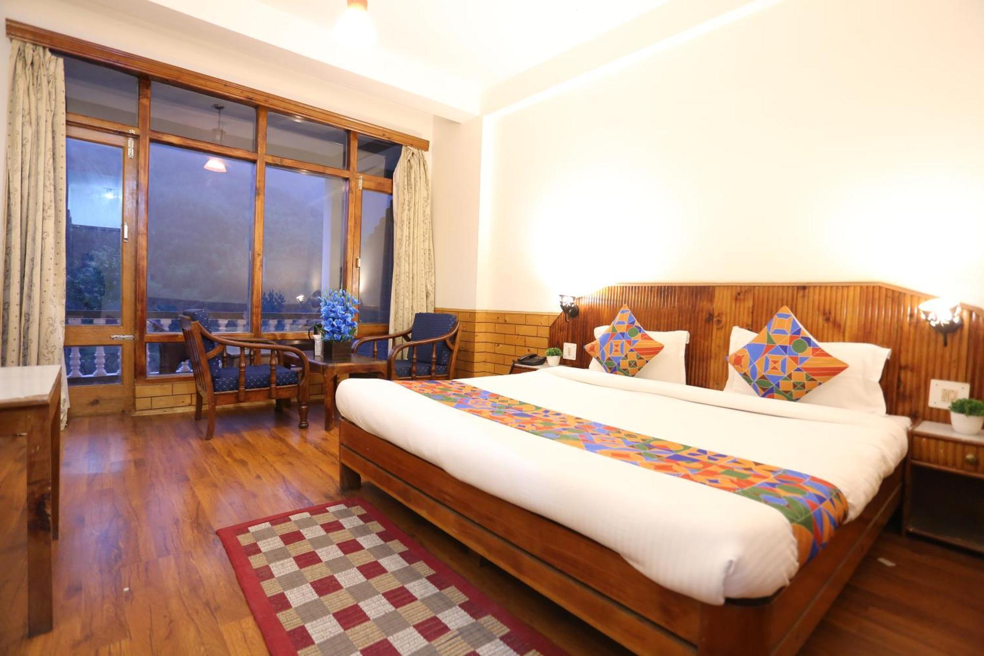 Hotel Surbhi Vashist Екстериор снимка